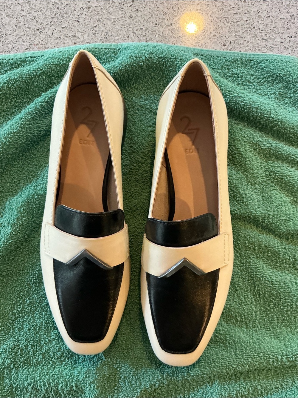 27 EDIT 7M Black and Cream Two-Tone Women's Loafers